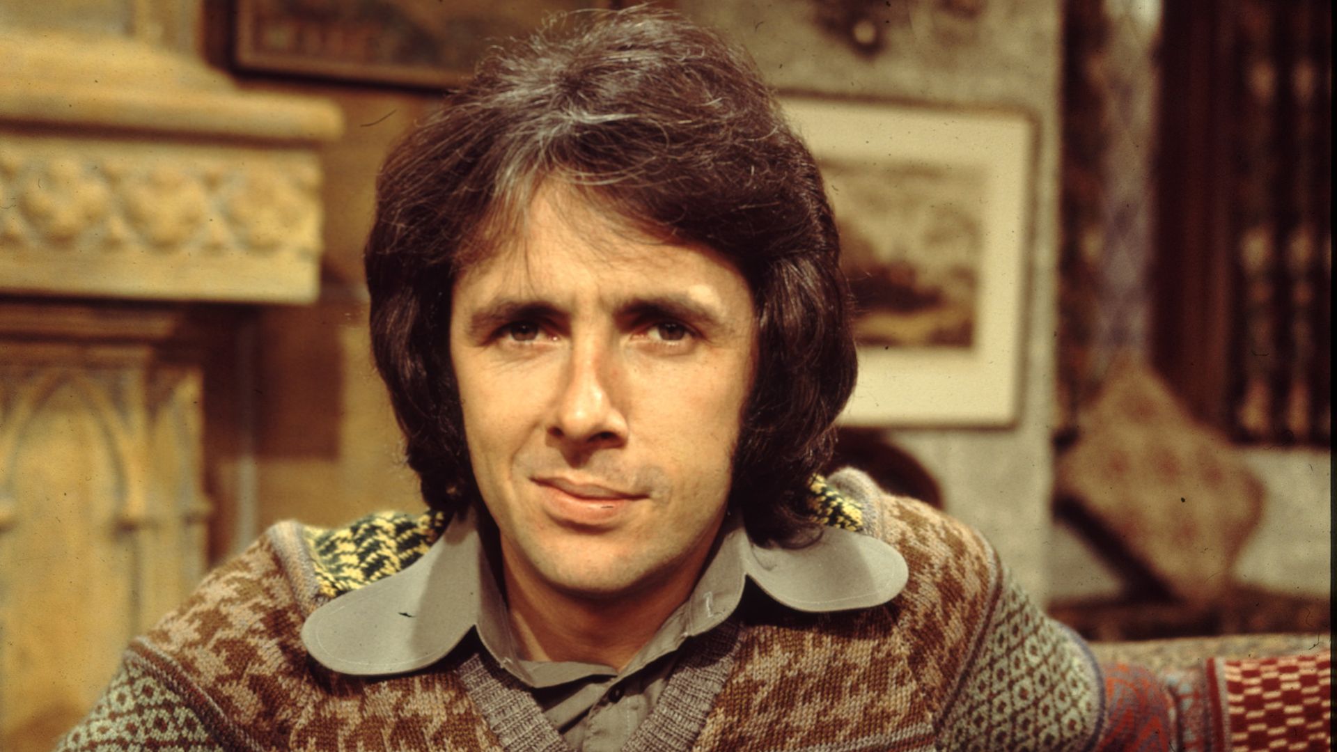 Richard O’Sullivan, Iconic 1970s Sitcom Star of ‘Man About the House,’ Dies at 82 Richard O’Sullivan, Iconic 1970s Sitcom Star of ‘Man About the House,’ Dies at 82