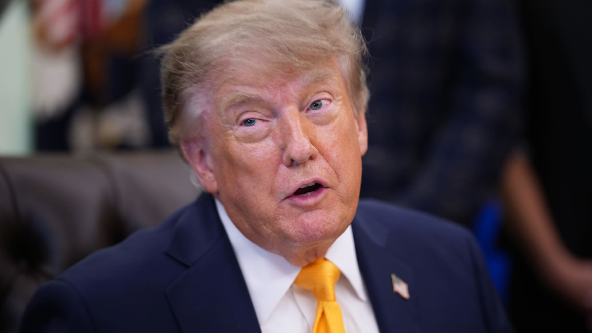 Trump Pledges Up to 0 Million Super PAC Surge for Midterm Elections