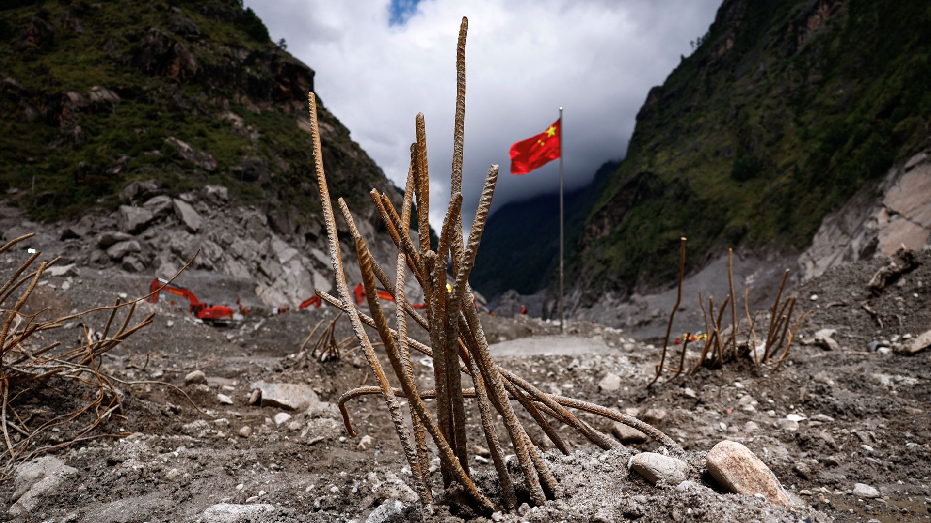 Nepal-China Border Catastrophe: 768 Dead, 3,000 Missing After Devastating Cross-Border Flash Floods