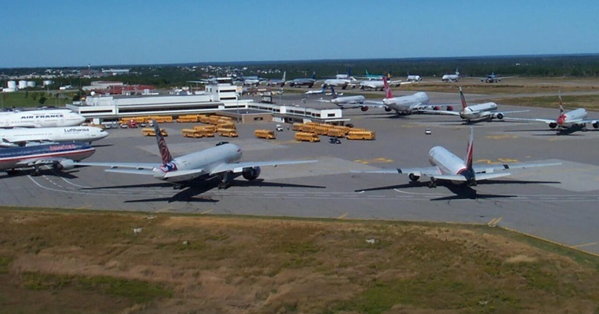 Gander, Newfoundland: How a Town of 12,000 Sheltered 7,000 Stranded Travelers on 9/11 Gander, Newfoundland: How a Town of 12,000 Sheltered 7,000 Stranded Travelers on 9/11