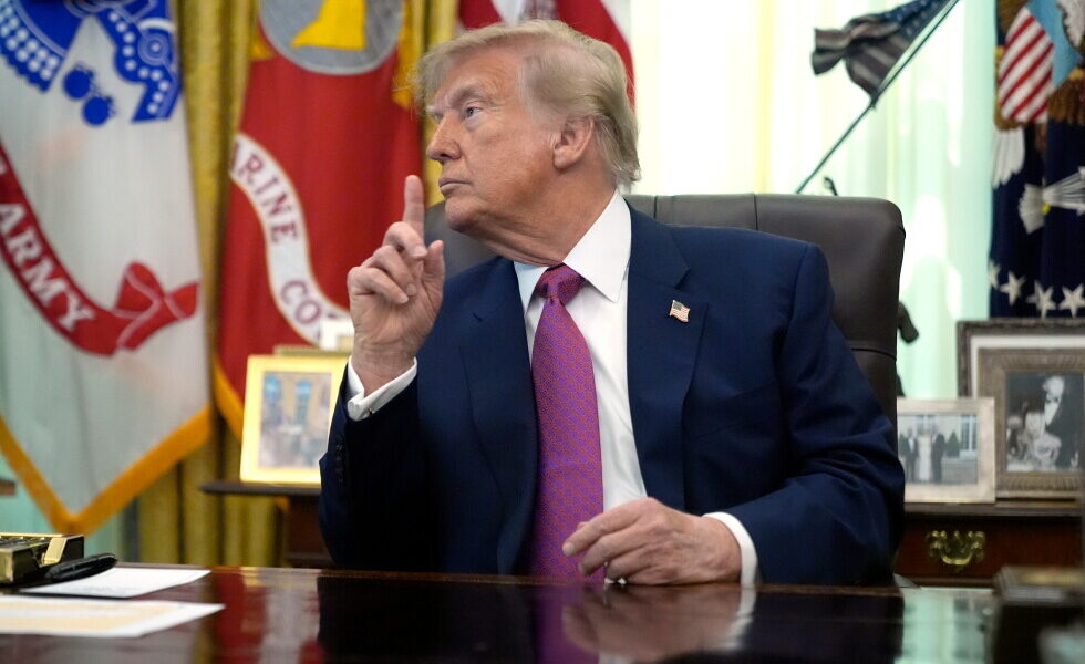 Trump’s 0M War Chest, Tariff Fallout, and Redistricting Turmoil Define Final Stretch of 2026 Midterms Trump’s 0M War Chest, Tariff Fallout, and Redistricting Turmoil Define Final Stretch of 2026 Midterms