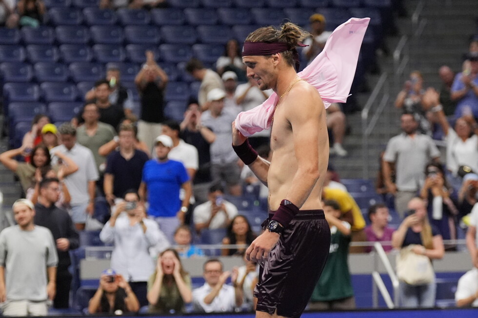 Late-Night Matches at U.S. Open Spark Player and Fan Concerns Late-Night Matches at U.S. Open Spark Player and Fan Concerns