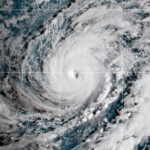 Hawaii Braces for Heavy Rain and Flooding as Hurricane Lowell Approaches Hawaii Braces for Heavy Rain and Flooding as Hurricane Lowell Approaches