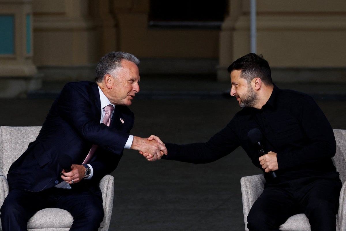 Zelensky Prepares for Winter War Despite Peace Talks with US Envoys Zelensky Prepares for Winter War Despite Peace Talks with US Envoys