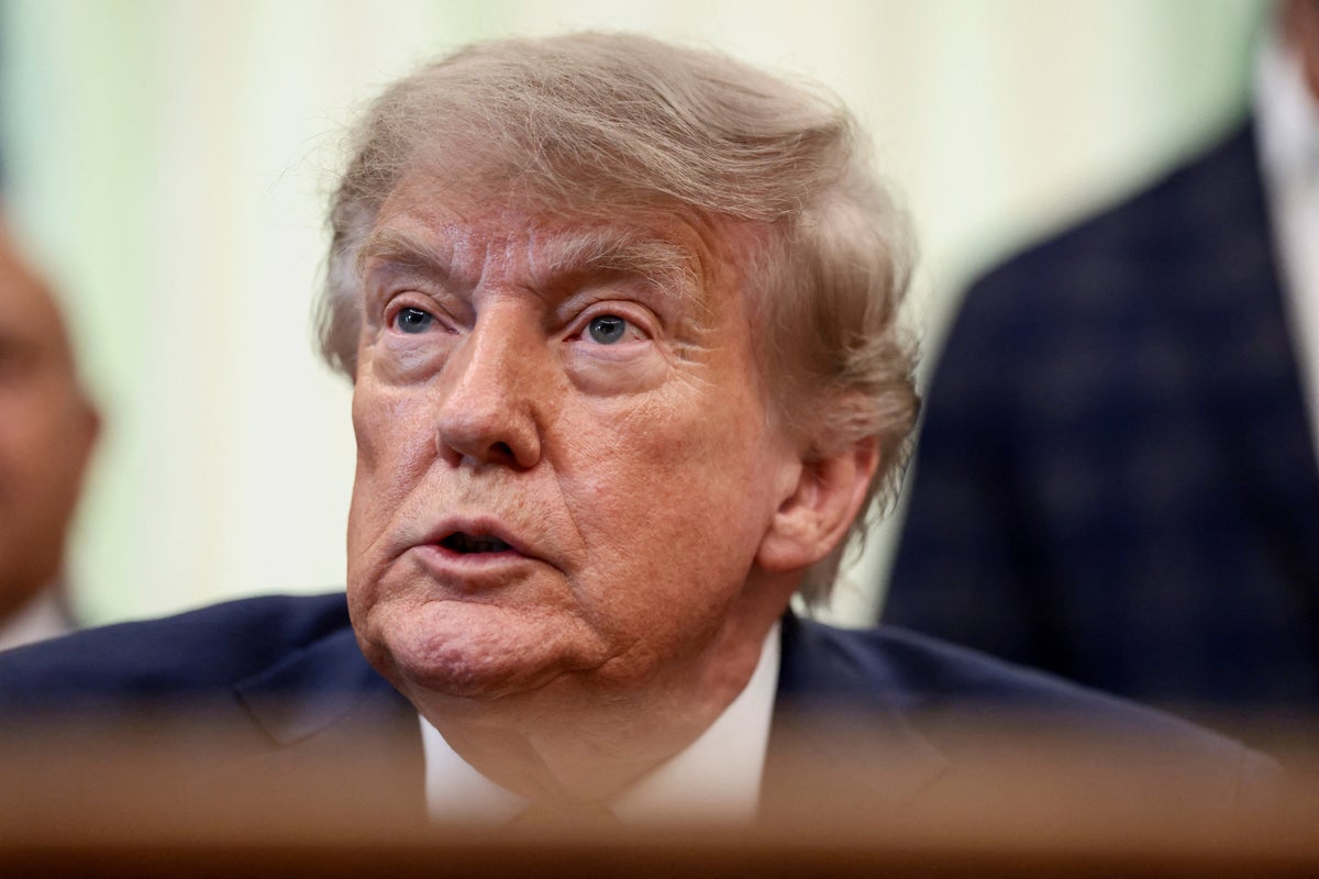 GOP Candidates in Key States Remove Trump References Amid Approval Concerns