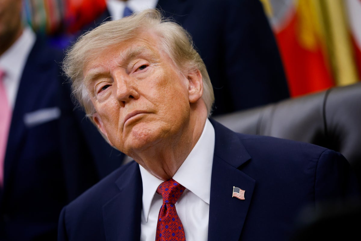 Trump’s Influence Undermines GOP Candidates in Midterm Elections, New Poll Reveals Trump’s Influence Undermines GOP Candidates in Midterm Elections, New Poll Reveals