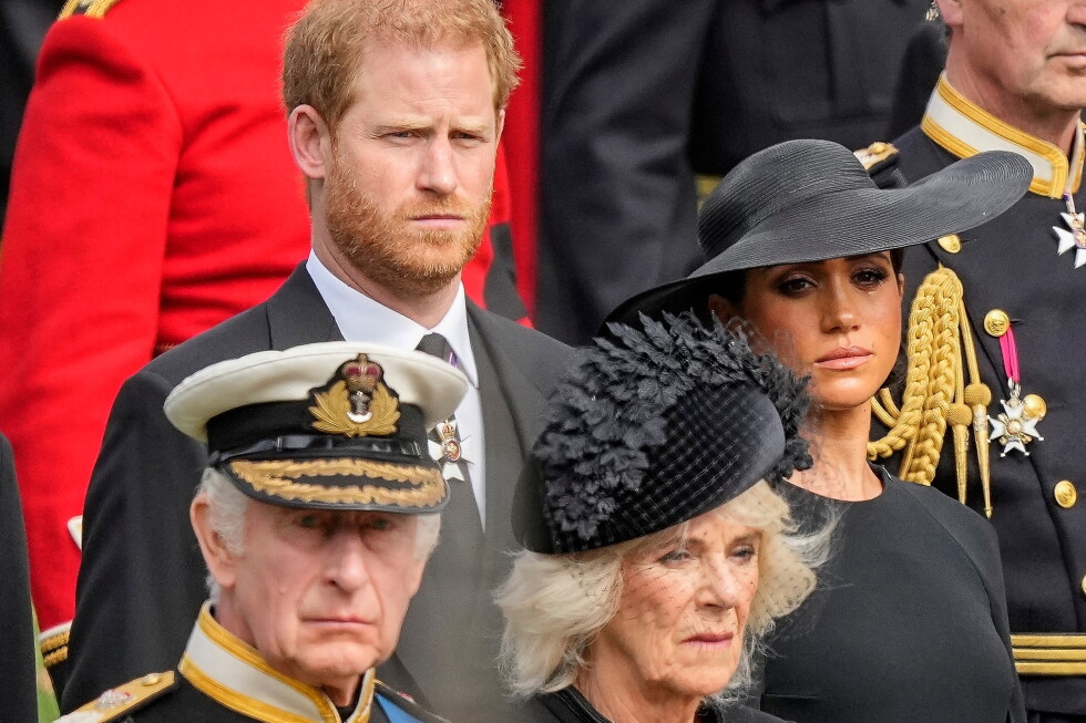 Buckingham Palace Letter on Sussex Status Sparks Surprise for Harry and Meghan
