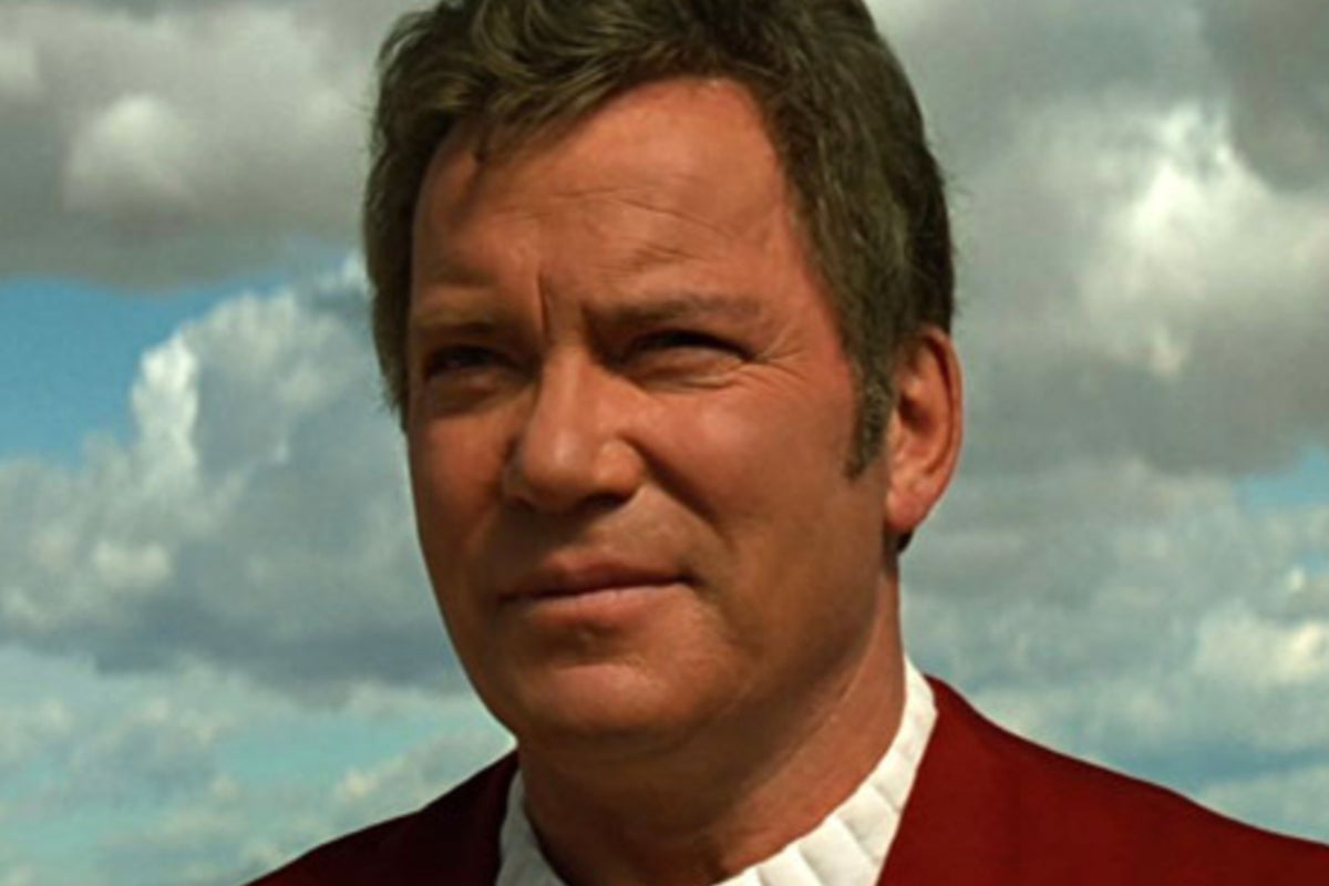 William Shatner Dismisses Stephen Miller’s Star Trek Criticism as ‘Bizarre’ William Shatner Dismisses Stephen Miller’s Star Trek Criticism as ‘Bizarre’