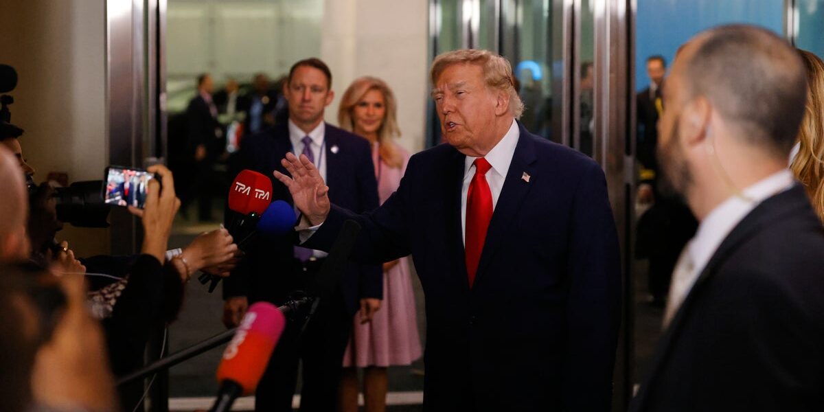 Trump Confronts CNN’s Kaitlan Collins at UN, Demands She Not Cover His Speech Trump Confronts CNN’s Kaitlan Collins at UN, Demands She Not Cover His Speech