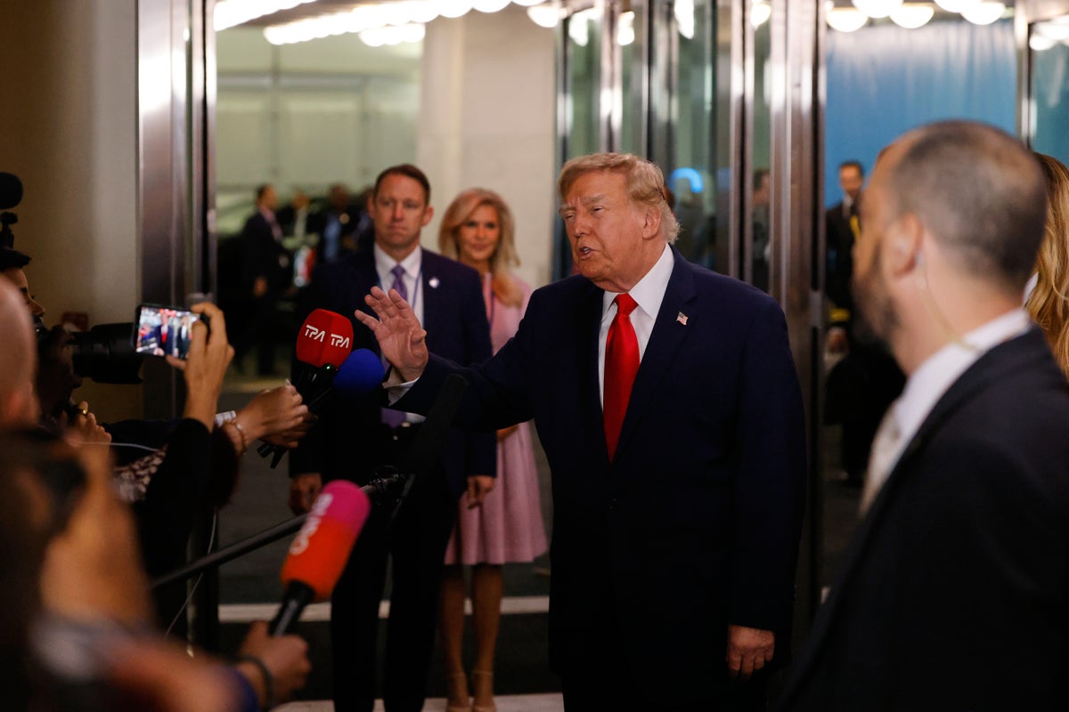 Trump Confronts CNN’s Kaitlan Collins at UN, Demands She Not Cover His Speech Trump Confronts CNN’s Kaitlan Collins at UN, Demands She Not Cover His Speech