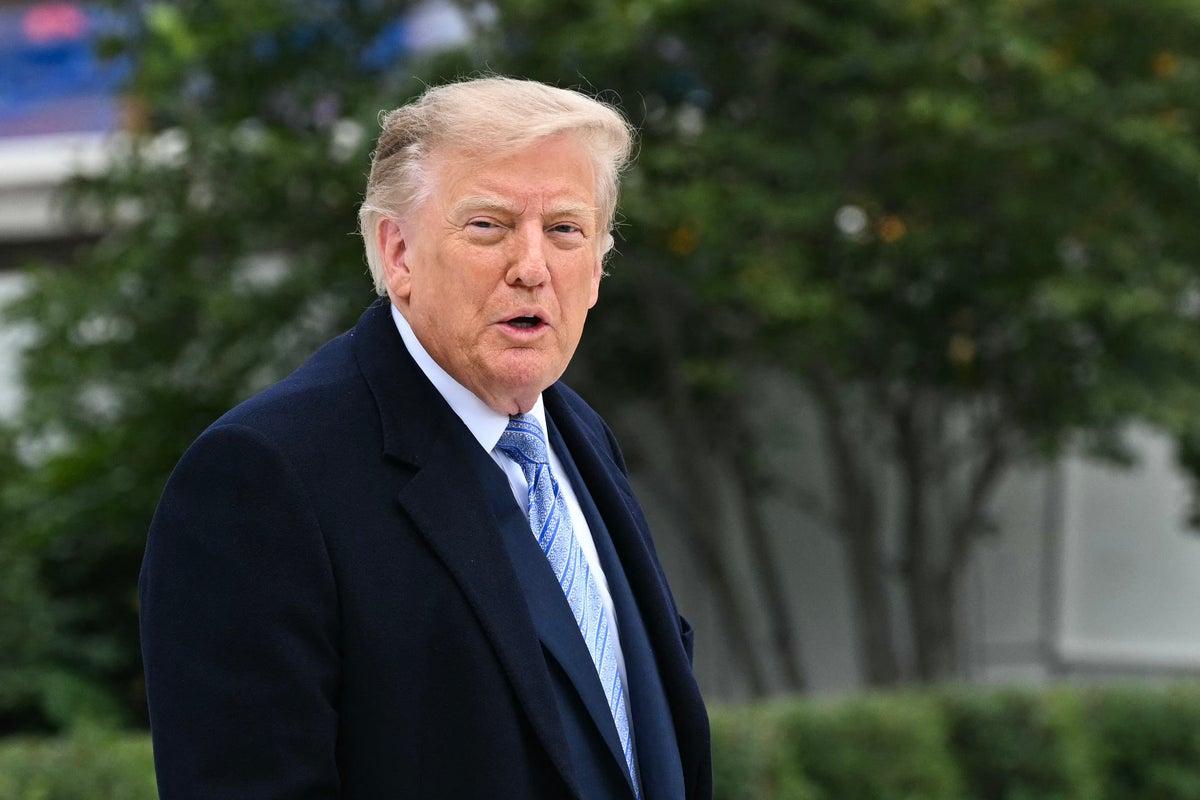 Senators Dismiss Trump’s AI ‘Super Intelligence’ Claim as ‘F***ing Stupid’ Senators Dismiss Trump’s AI ‘Super Intelligence’ Claim as ‘F***ing Stupid’
