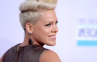 Pink Defends Stance After Backlash Over Macklemore Criticism Pink Defends Stance After Backlash Over Macklemore Criticism