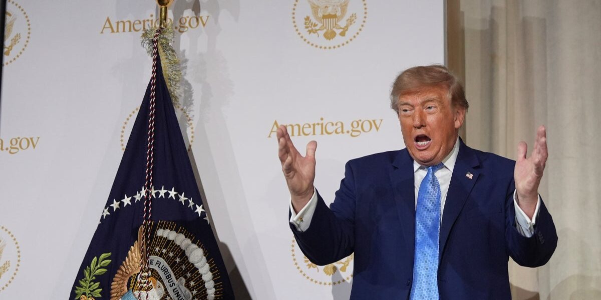 Trump Unveils AI-Powered Government Platform to Streamline Federal Services Trump Unveils AI-Powered Government Platform to Streamline Federal Services