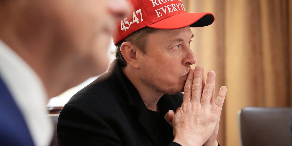 Tech Giants Meet With Trump to Challenge AI Regulation Plans, Report Says Tech Giants Meet With Trump to Challenge AI Regulation Plans, Report Says