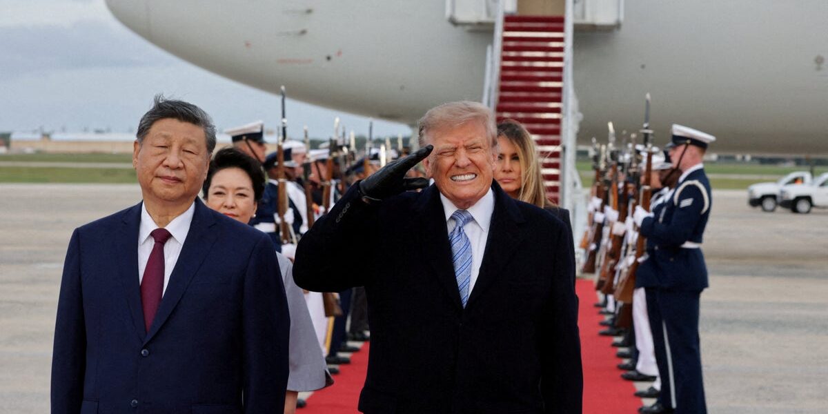 Trump’s Dramatic Reaction During Xi’s Flyover Goes Viral Trump’s Dramatic Reaction During Xi’s Flyover Goes Viral