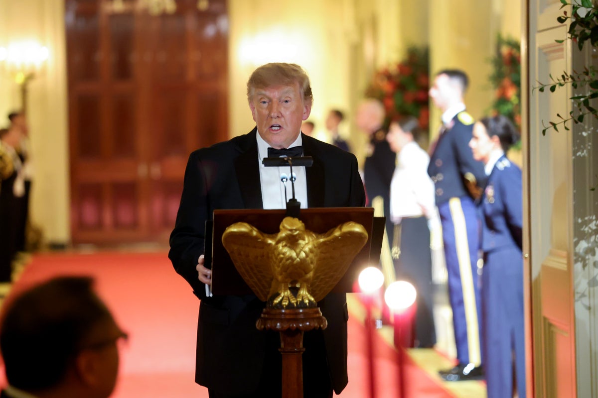Trump Offers Xi and Guests First Glimpse of White House Ballroom Construction Site