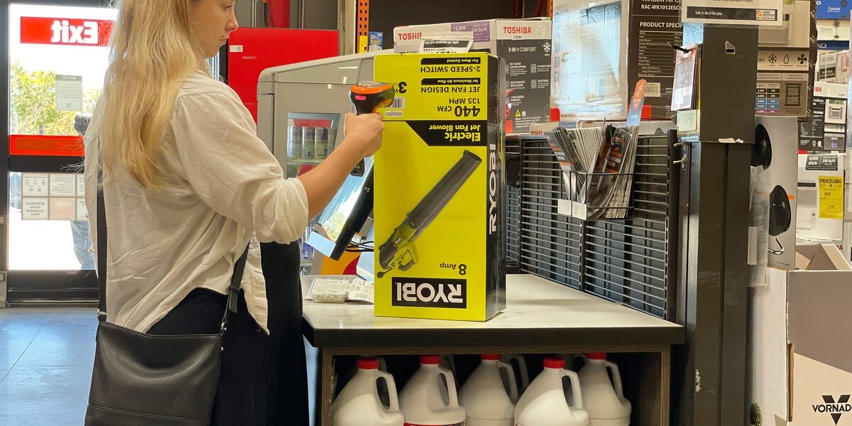 Retailers Ditching Self-Checkout as Shoppers Voice Frustrations