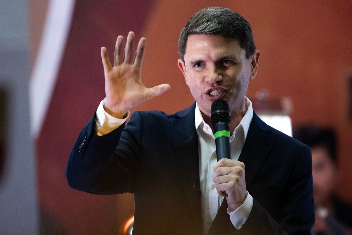 Midterm Polling Signals Republican Struggles, Yet Democrats Remain Wary of Potential Upsets Midterm Polling Signals Republican Struggles, Yet Democrats Remain Wary of Potential Upsets