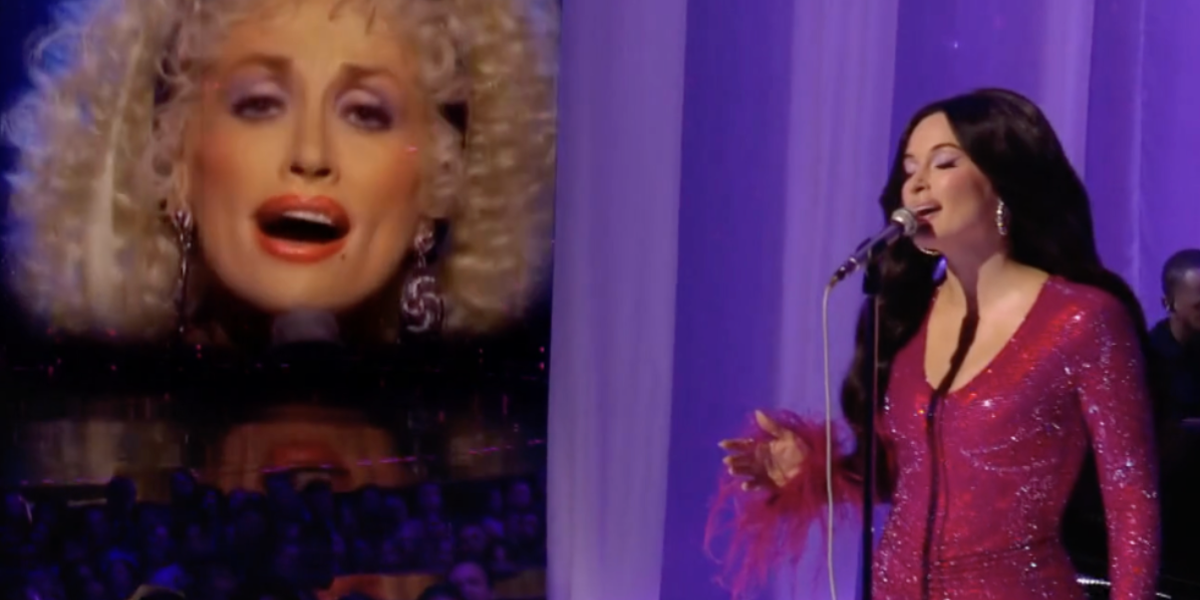 Dolly Parton Fans Emotional as Kacey Musgraves Honors Icon at VMAs Dolly Parton Fans Emotional as Kacey Musgraves Honors Icon at VMAs