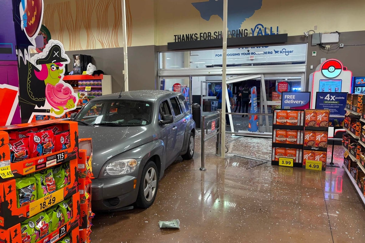 Texas Man Crashes SUV Through Grocery Store to Use Restroom