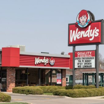 Major Wendy’s Franchise Operator Files for Bankruptcy Amid Chain’s Struggles Major Wendy’s Franchise Operator Files for Bankruptcy Amid Chain’s Struggles