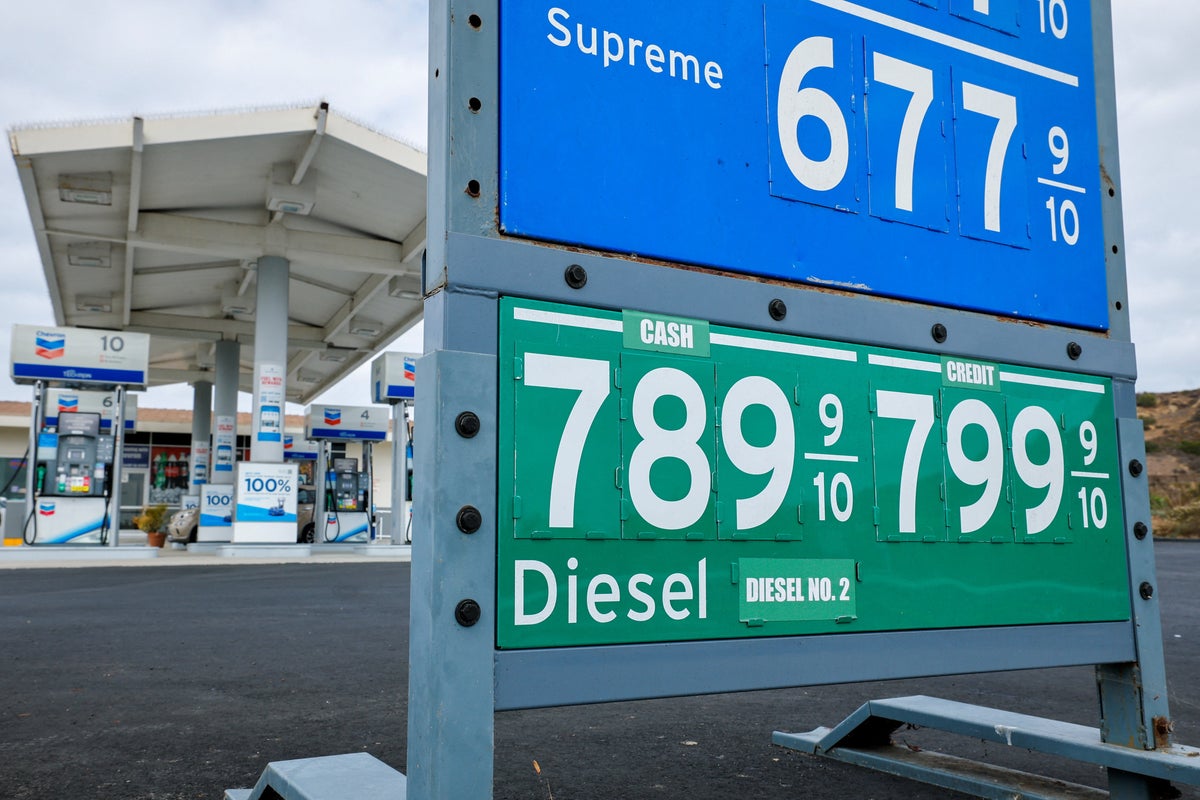 Fuel Costs Surge to Record Highs as Trump Defends Iran War Economic Impact