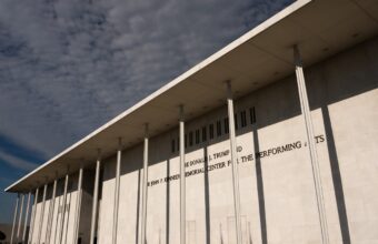 Kennedy Center Faces Financial Crisis Over Trump Name Dispute