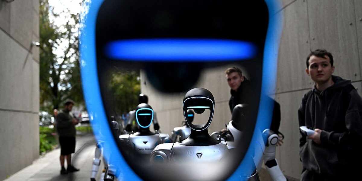 AI Experts Warn: We’re Closer Than Ever to Existential Risk AI Experts Warn: We’re Closer Than Ever to Existential Risk