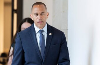 Democrats Face Uncertainty on Working With Trump if They Win Back Power Democrats Face Uncertainty on Working With Trump if They Win Back Power