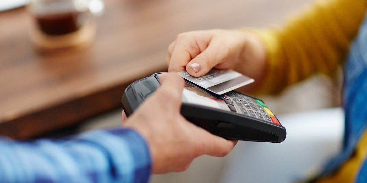 Fed Raises Rates: Impact on Credit Cards, Mortgages, and Savings Explained