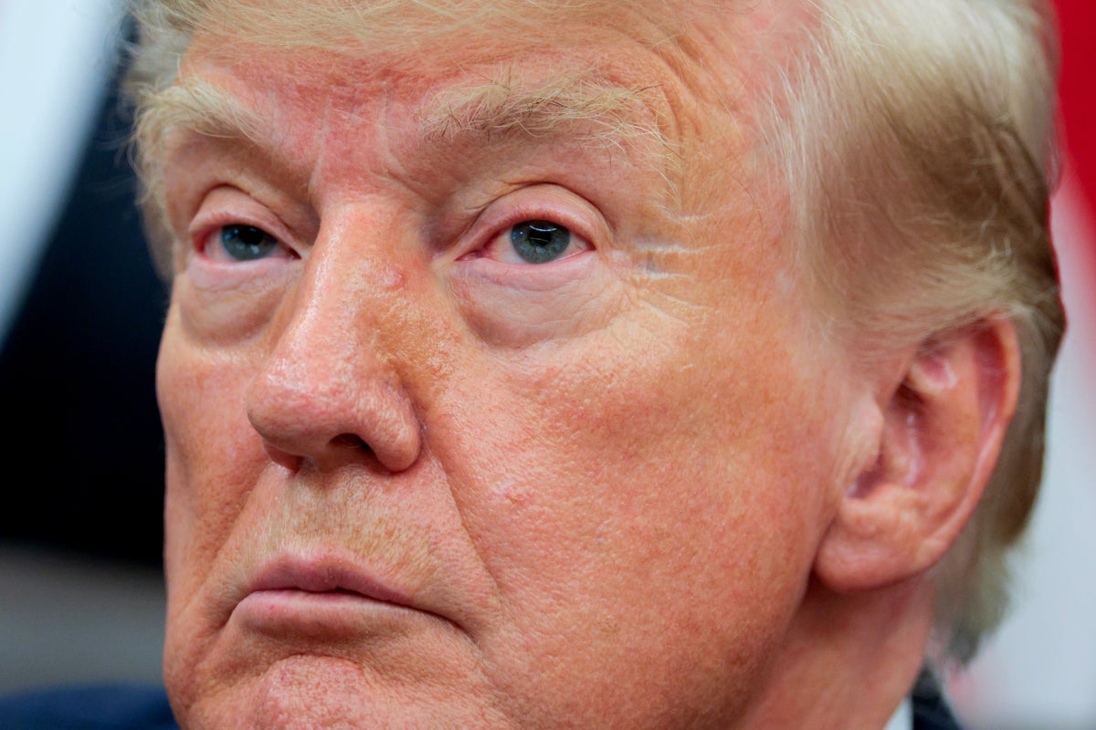 Top Psychiatrist Claims Trump Acts Like ‘Toddler’ to Mask Helplessness