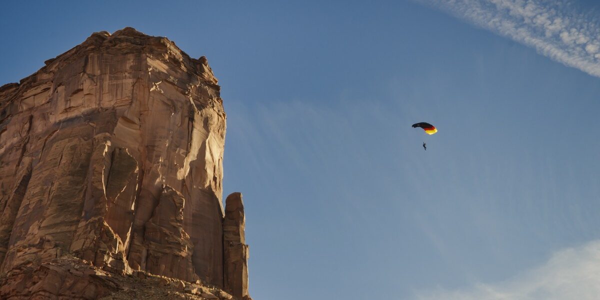 Wingsuit BASE Jumper Dies After 700-Foot Fall in Utah