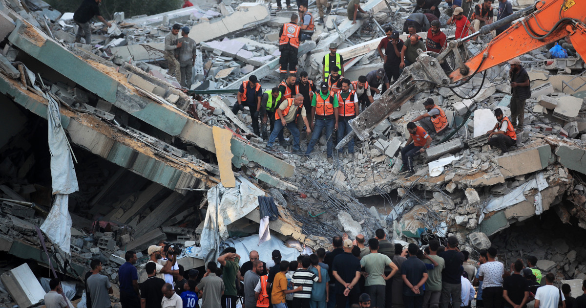 Gaza Building Collapse Kills 12 as Thousands Remain in Unstable Structures Gaza Building Collapse Kills 12 as Thousands Remain in Unstable Structures