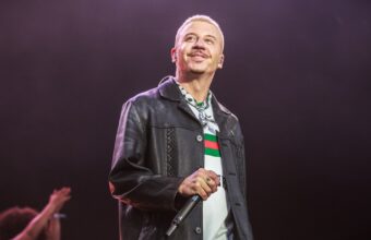 Macklemore Claims Robert Kraft Orchestrated Tour Removal Over Pro-Palestine Stance Macklemore Claims Robert Kraft Orchestrated Tour Removal Over Pro-Palestine Stance