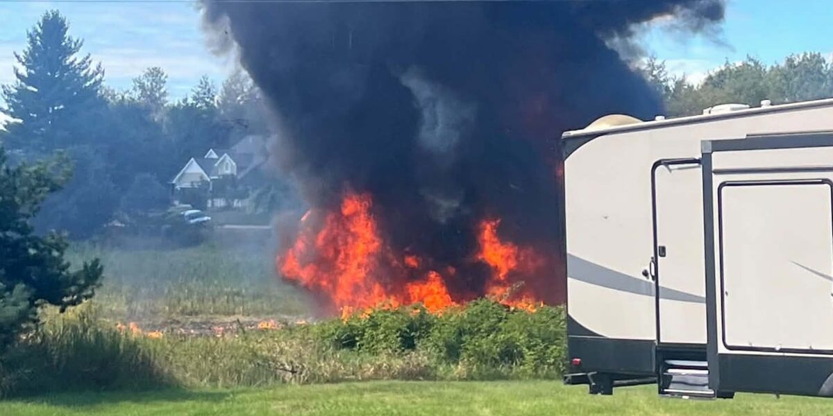 F-16 Fighter Jet Crashes in Northern Michigan Residential Area F-16 Fighter Jet Crashes in Northern Michigan Residential Area