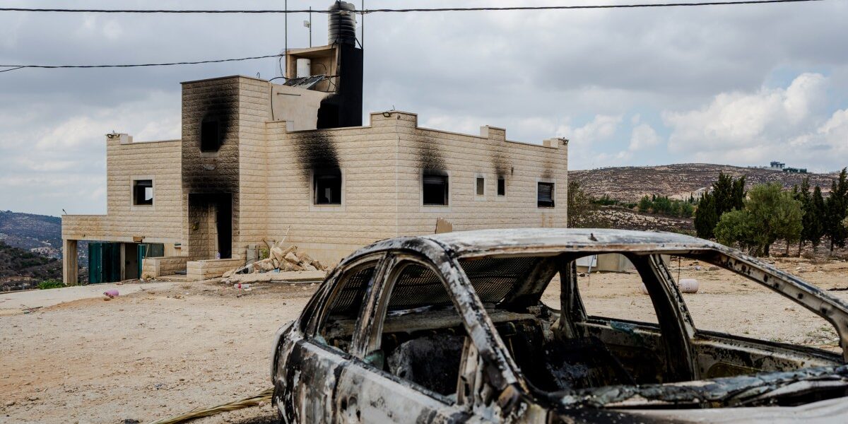Jewish Settlers Attack Palestinian Family in West Bank After Court Order Jewish Settlers Attack Palestinian Family in West Bank After Court Order