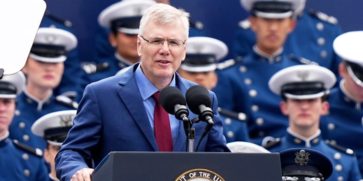 China Condemns U.S. Space Weapons as Global Arms Race Risk Rises China Condemns U.S. Space Weapons as Global Arms Race Risk Rises