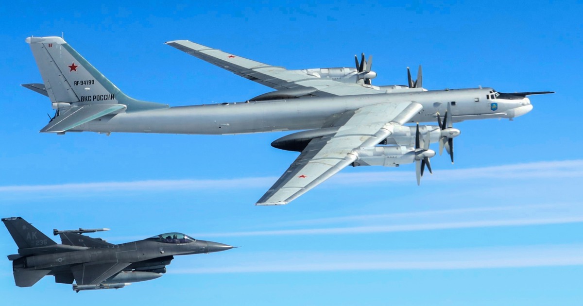 Russian Strategic Bomber Crashes in Far East, Killing 6 Crew Members