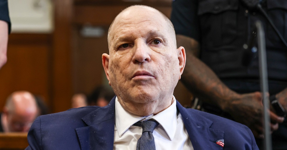 Harvey Weinstein Receives 15-Year Sentence for New York Sex Crimes Conviction Harvey Weinstein Receives 15-Year Sentence for New York Sex Crimes Conviction