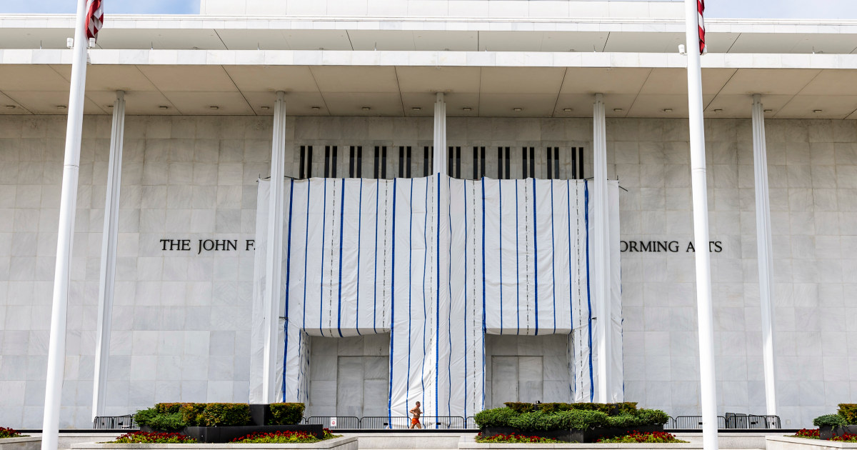 Kennedy Center Board Votes to Close Venue for Renovations Amid Financial Crisis
