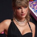 Madonna to Return to VMAs After 20 Years, Taylor Swift to Receive New Award