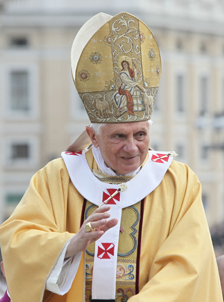 Pope Leo XIV Draws Massive Crowds in France Sparking Faith Debate Pope Leo XIV Draws Massive Crowds in France Sparking Faith Debate