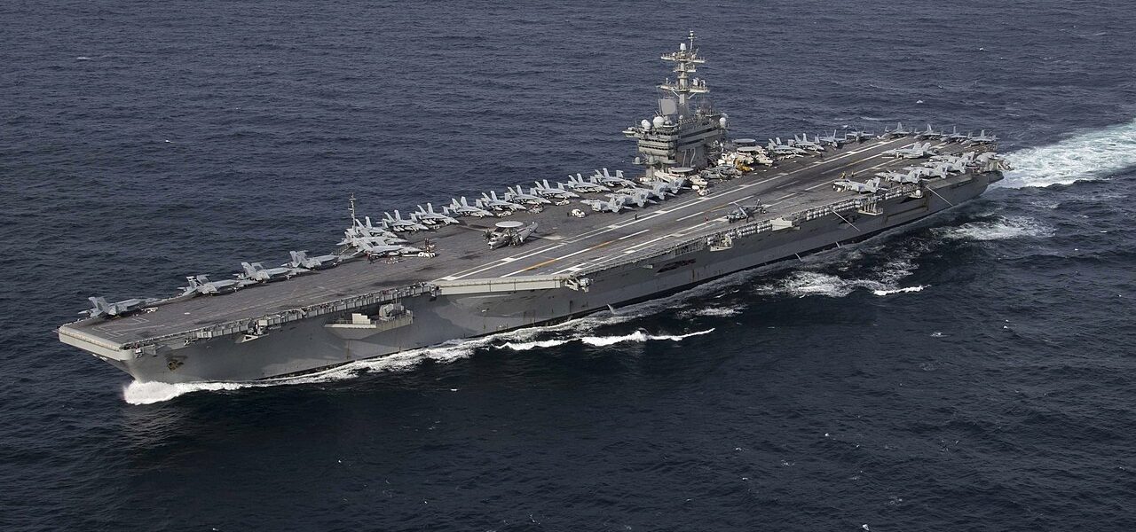 Two U.S. Aviators Eject During Landing on Virginia Carrier, Four Sailors Injured
