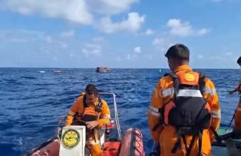 Indonesian Rescue Teams Struggle to Reach Capsized Ship as 129 Remain Missing