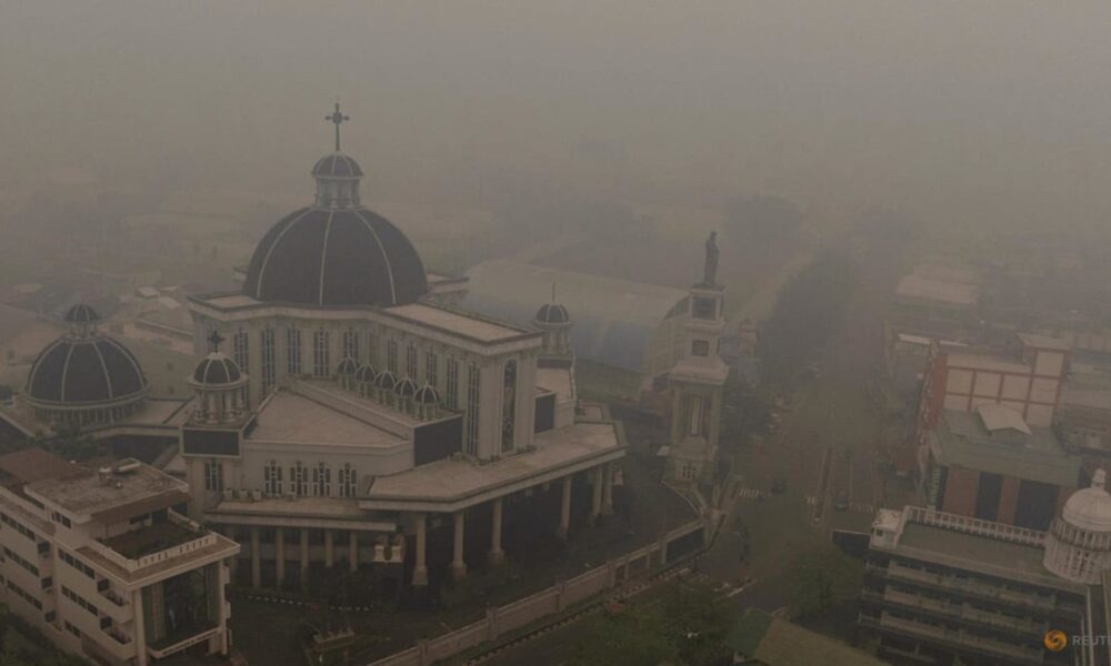 Rain Offers Relief from Toxic Haze in Indonesia’s Pontianak Rain Offers Relief from Toxic Haze in Indonesia’s Pontianak