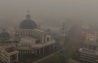 Rain Offers Relief from Toxic Haze in Indonesia’s Pontianak