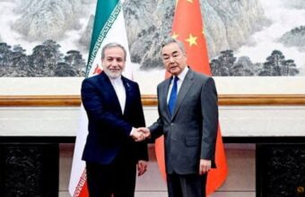 China’s Top Diplomat Calls for Iran-US Restraint and Dialogue China’s Top Diplomat Calls for Iran-US Restraint and Dialogue