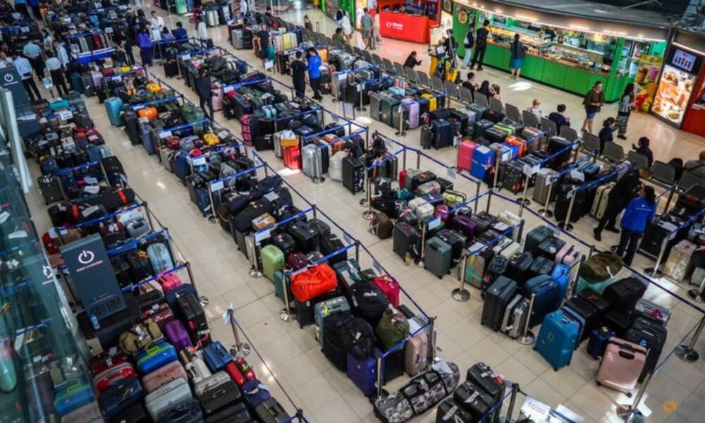 Thai Airways Trims Flight Schedule as Bangkok Battles Severe Flood Aftermath Thai Airways Trims Flight Schedule as Bangkok Battles Severe Flood Aftermath