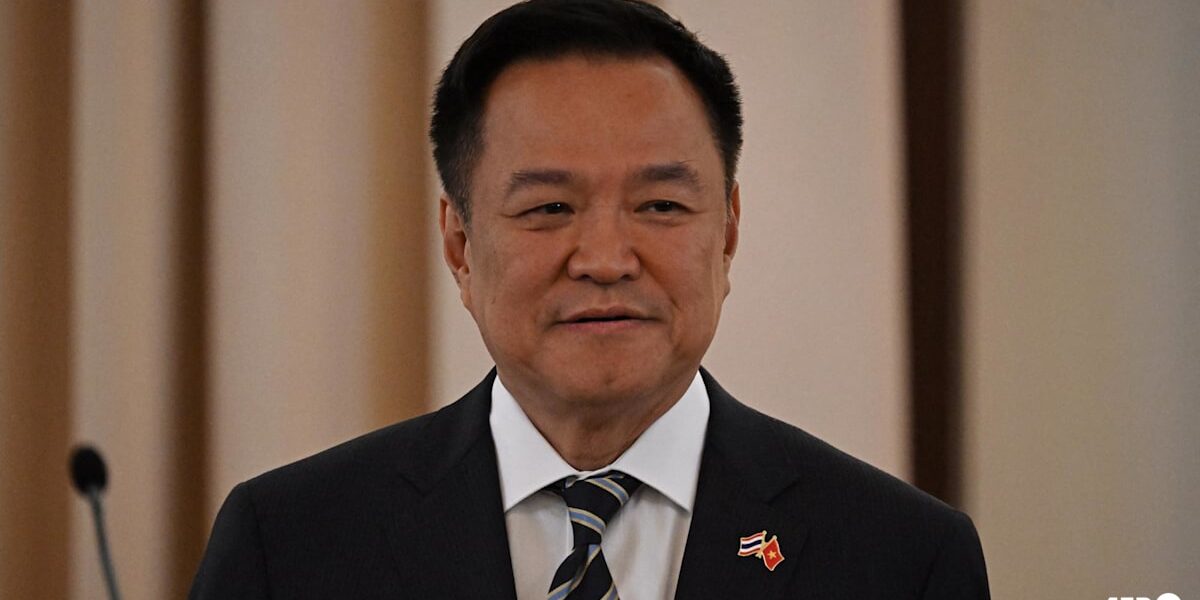 Thai PM Condemns Foreign Lawbreakers as Crackdown Intensifies Thai PM Condemns Foreign Lawbreakers as Crackdown Intensifies