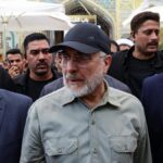 Iran Warns of New Strikes as U.S. Deliberates on Hormuz Reopening Plan Iran Warns of New Strikes as U.S. Deliberates on Hormuz Reopening Plan